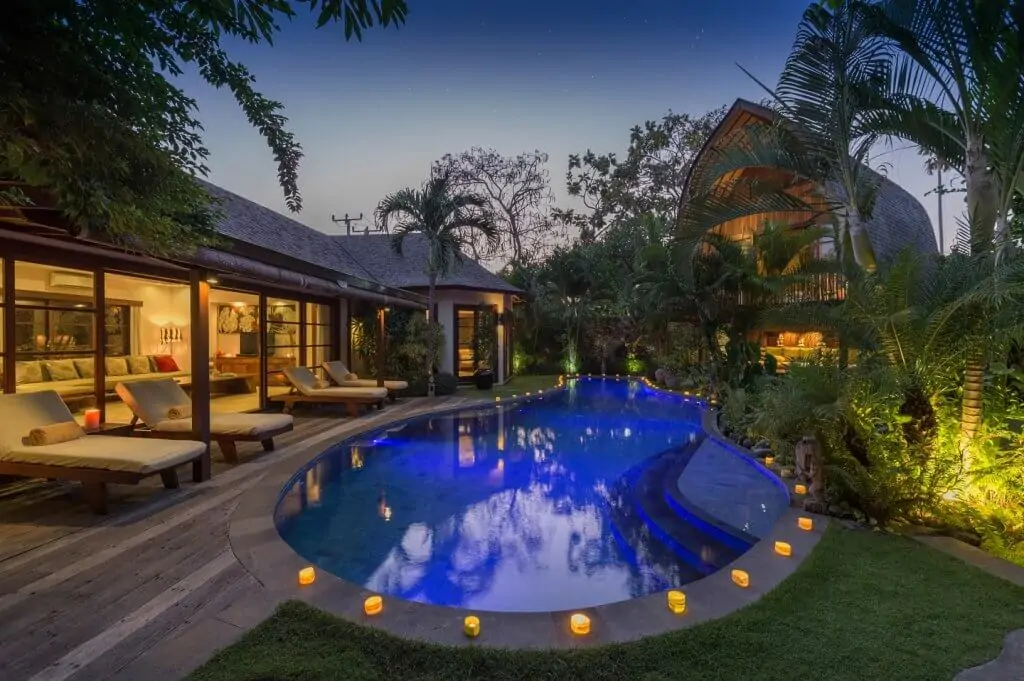 Lataliana Villa - 8 Bedrooms Villa - Seminyak Luxury Villa