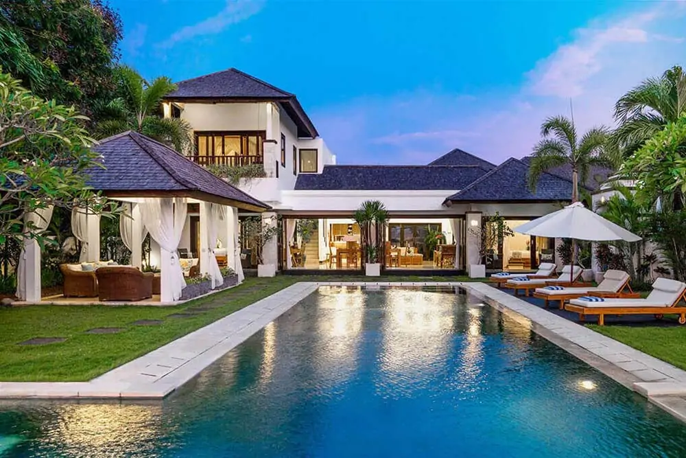 Villa Sunset - 3 Bedrooms Villa - Nusa Dua Luxury Villa