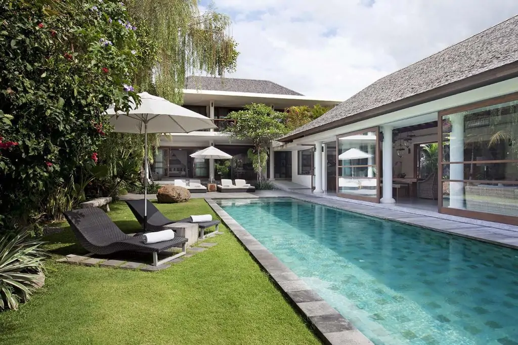 Sarasvati Villa - 4 Bedrooms Villa - Canggu Luxury Villa
