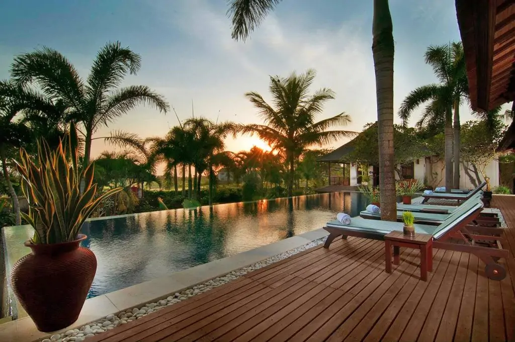 Villa Coraffan - 5 Bedrooms Villa - Canggu Luxury Villa