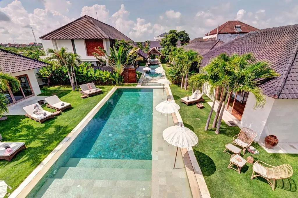 Abaca Villas - 16 Bedrooms Villa - Seminyak Luxury Villa