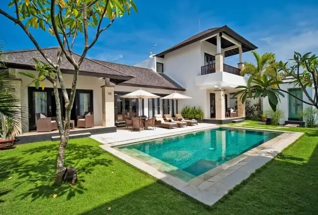 Villa Alamanda - 3 Bedrooms Villa - Bali Villa Rentals in Nusa Dua