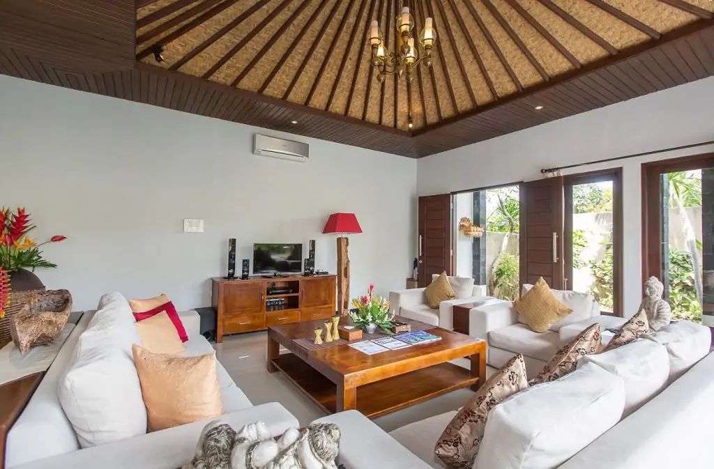 Villa Amabel - 3 Bedrooms Villa - Seminyak Luxury Villa