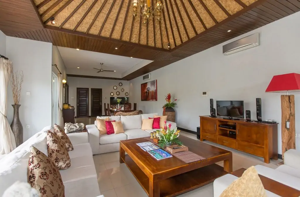 Villa Amabel - 3 Bedrooms Villa - Seminyak Luxury Villa