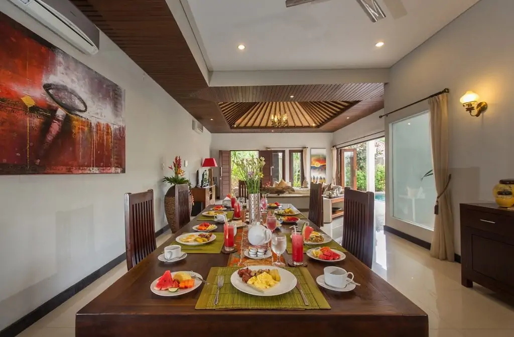 Villa Amabel - 3 Bedrooms Villa - Seminyak Luxury Villa