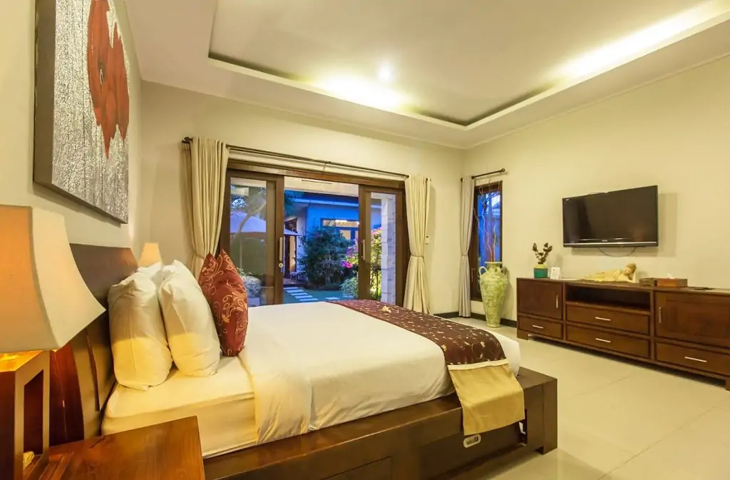 Villa Amabel - 3 Bedrooms Villa - Seminyak Luxury Villa
