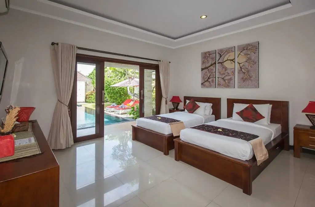 Villa Amabel - 3 Bedrooms Villa - Seminyak Luxury Villa