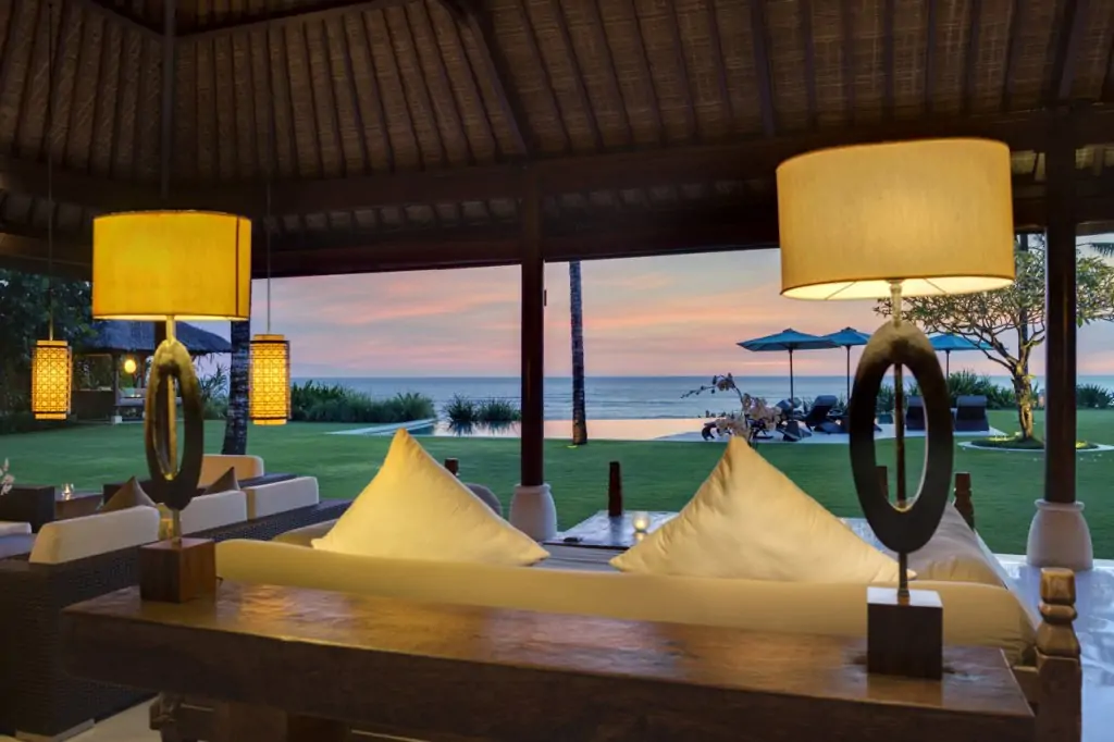 Villa Jagaditha Canggu - 6 Bedrooms Villa - Canggu Luxury Villa