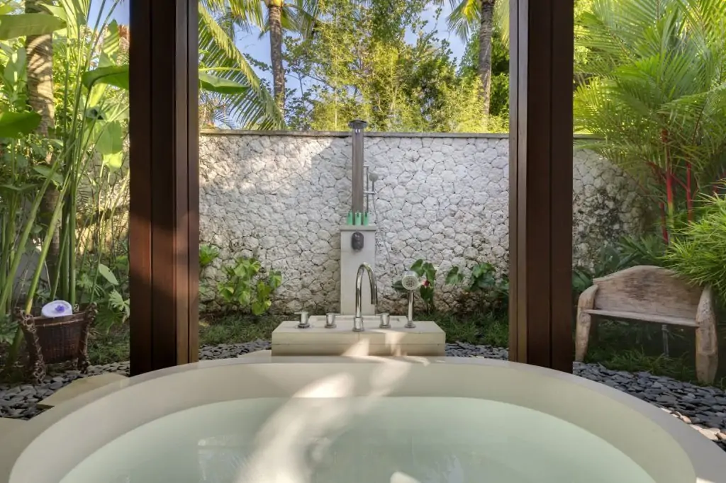 Villa Jagaditha Canggu - 6 Bedrooms Villa - Canggu Luxury Villa