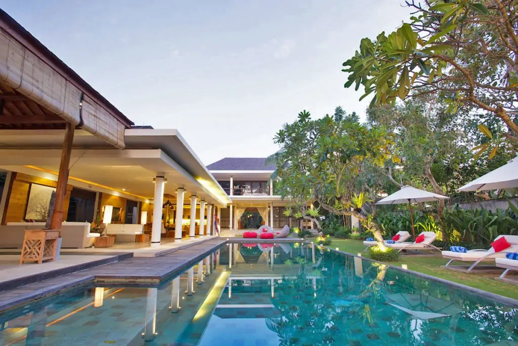 Villa Sally - 4 Bedrooms Villa - Canggu Luxury Villa
