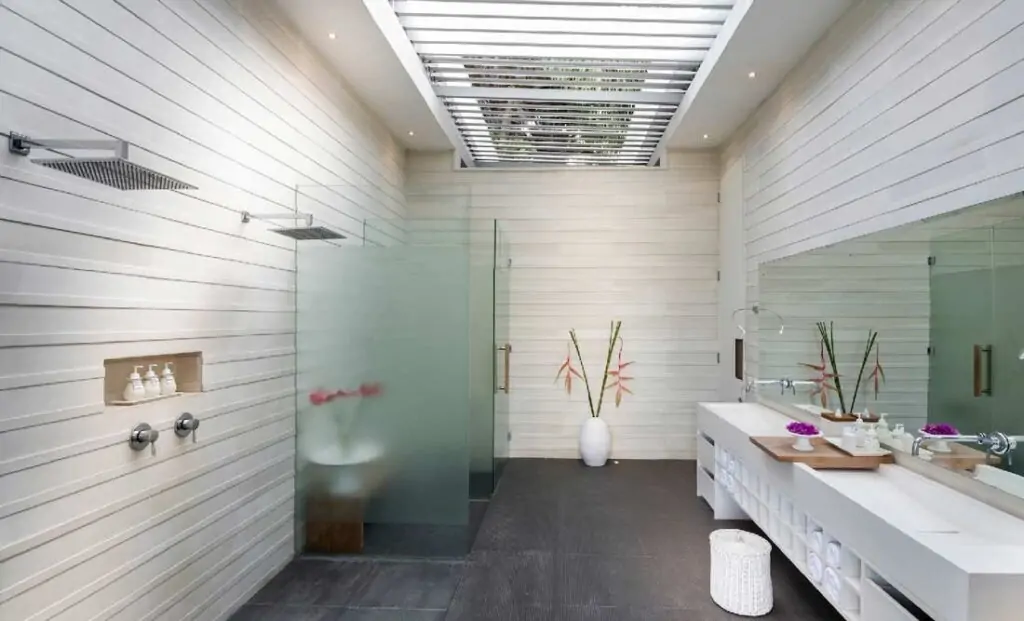 Pure Villa - 6 Bedrooms Villa - Canggu Luxury Villa