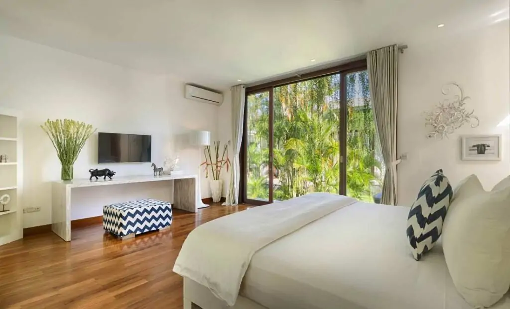 Pure Villa - 6 Bedrooms Villa - Canggu Luxury Villa