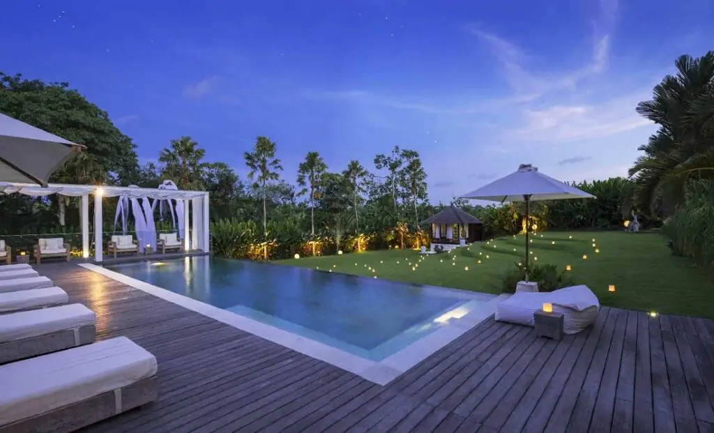 Pure Villa - 6 Bedrooms Villa - Canggu Luxury Villa