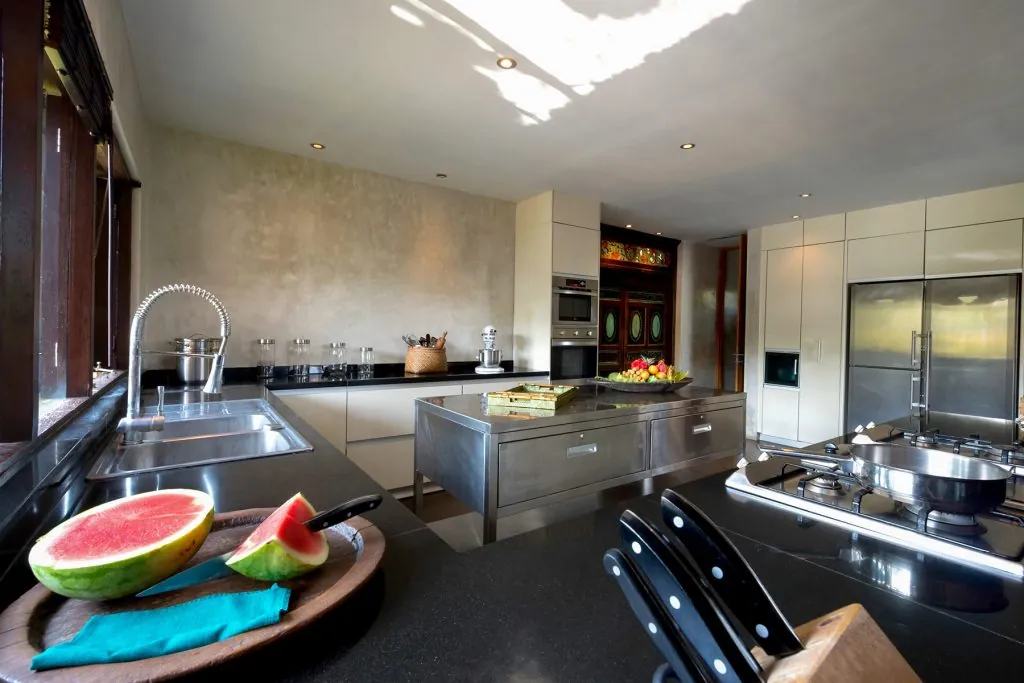 Taman Ahimsa - 7 Bedrooms Villa - Canggu Luxury Villa