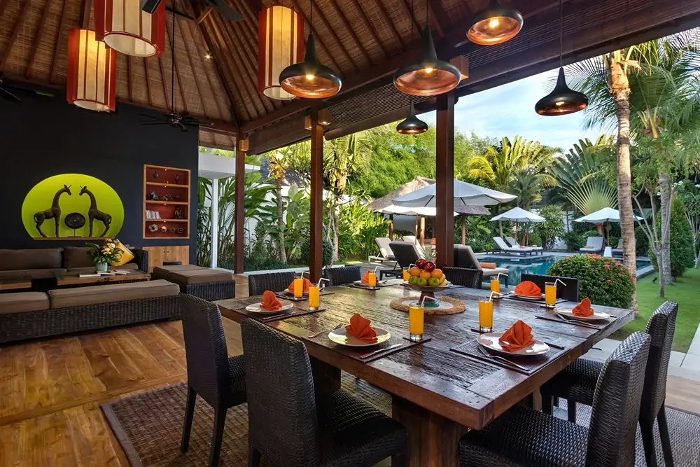 Tangram Villa - 6 Bedrooms Villa - Seminyak Luxury Villa