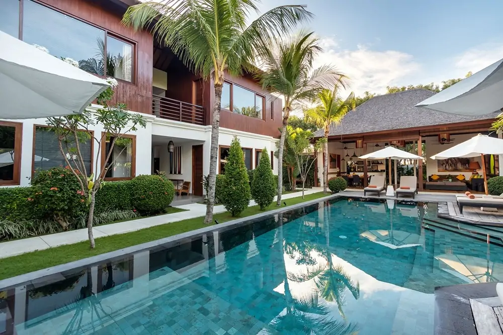 Tangram Villa - 6 Bedrooms Villa - Seminyak Luxury Villa