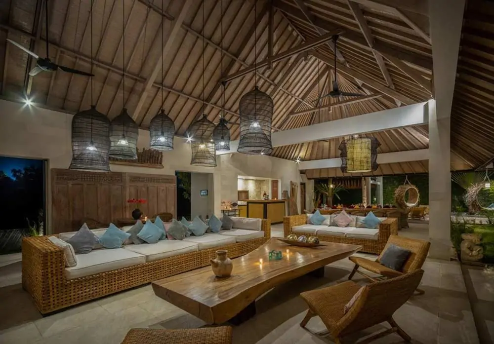 Villa Abaca Nyoman - 5 Bedrooms Villa - Seminyak Luxury Villa