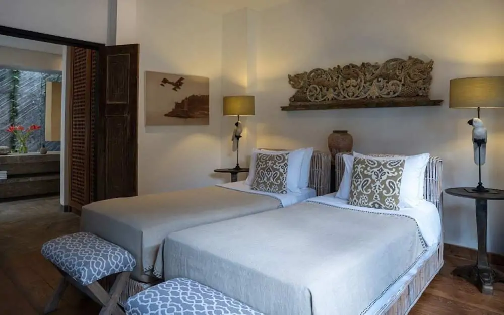 Villa Abaca Nyoman - 5 Bedrooms Villa - Seminyak Luxury Villa