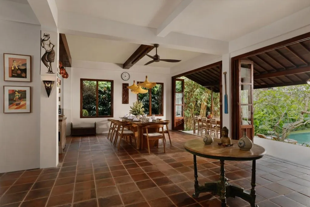 Villa Tropical Svasti - 5 Bedrooms Villa - Canggu Luxury Villa