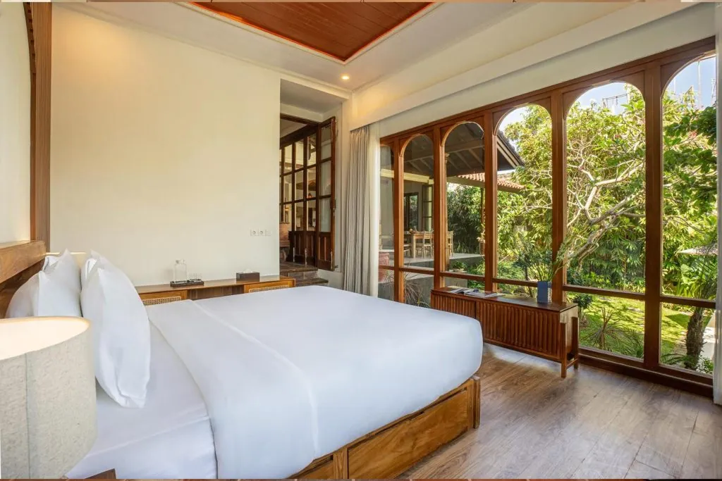 Villa Tropical Svasti - 5 Bedrooms Villa - Canggu Luxury Villa