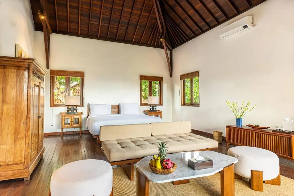 Villa Tropical Svasti - 5 Bedrooms Villa - Canggu Luxury Villa