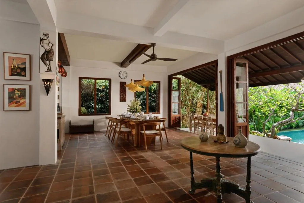 Villa Tropical Svasti - 5 Bedrooms Villa - Canggu Luxury Villa